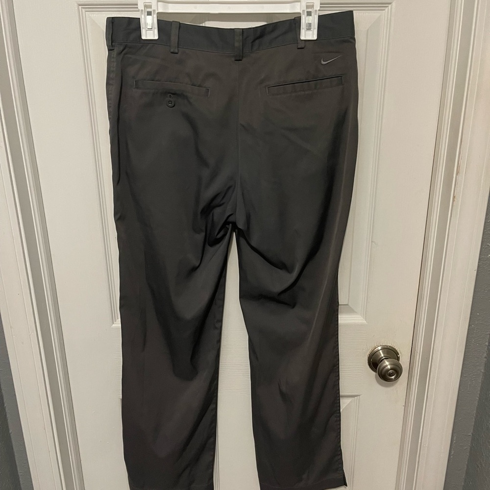 Nike Golf Dri-Fit Gray Flat Front Chino Pants Size 32x30